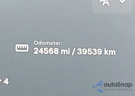 2023 Tesla Model Y Awd/Long Range Dual Motor All-Wheel Drive z USA, uszkodzony, nr VIN 7SAYGDEE2PF791592